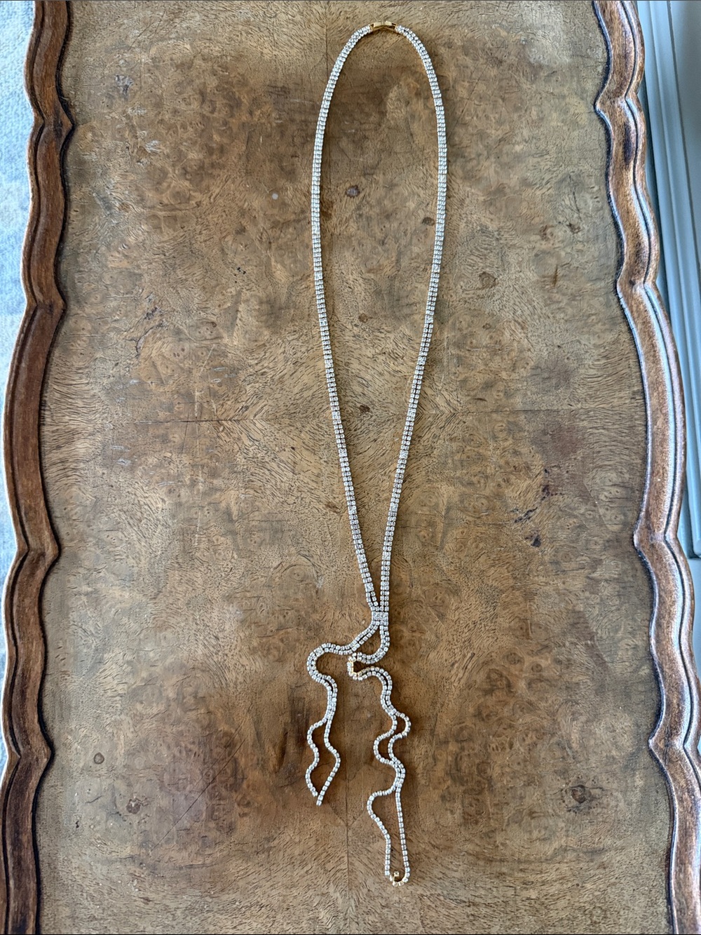 Rhinestone Lariat Necklace - Gold Tone